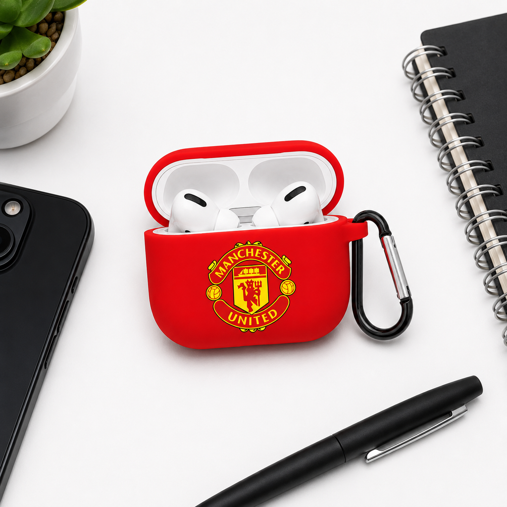 Red Manchester-Inspired Soccer Earphone Case, Protective Earbuds Cover with Clip, Football Fan Tech Accessory