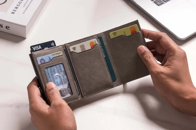 Men’s Trifold Leather Wallet, Multi Card Slot ID Holder Wallet, Slim Everyday Wallet for Men